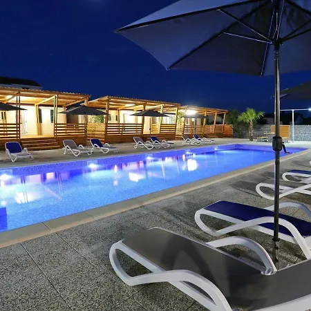 Mobillehome Camp Holiday home Turanj