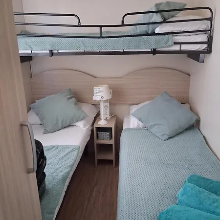 Nyaraló Mobillehome Camp *