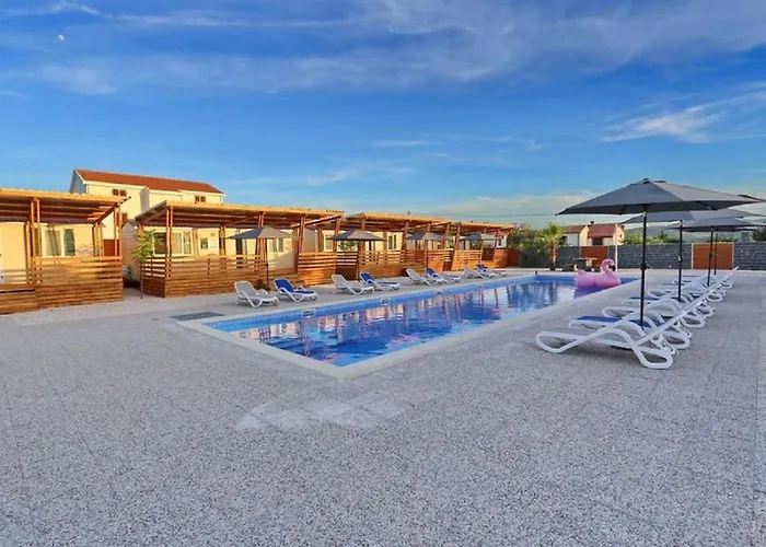 Mobillehome Camp Vikendica *